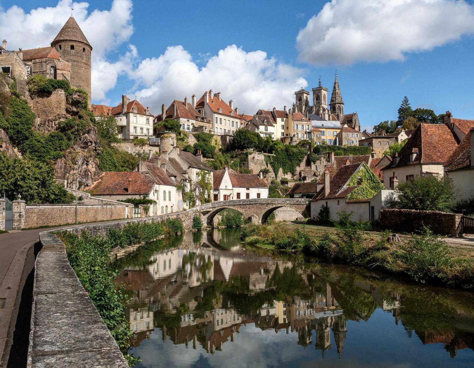 Au 10 Le Long Du Canal Fain-Les-Montbard Екстер'єр фото